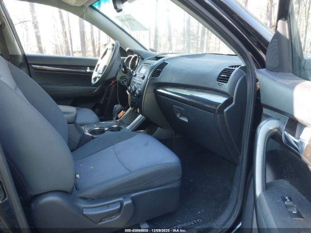 Kia Sorento Lx Image 2