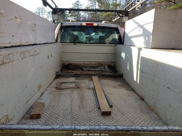 Ford F-350 Xl Image 11