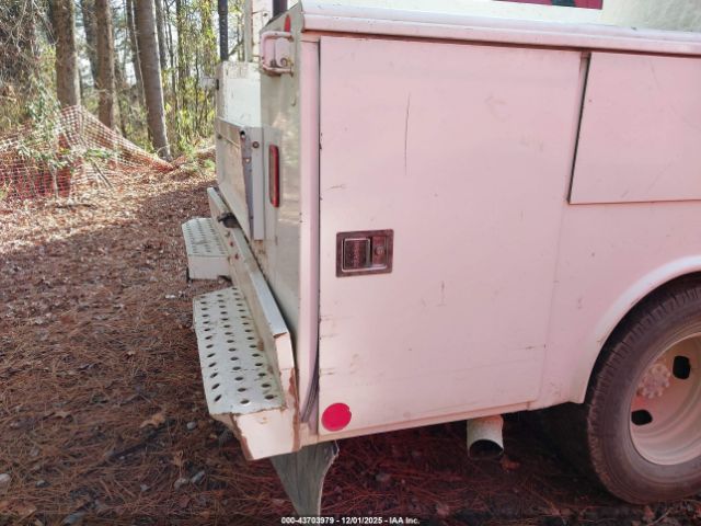 Ford F-350 Xl Image 14