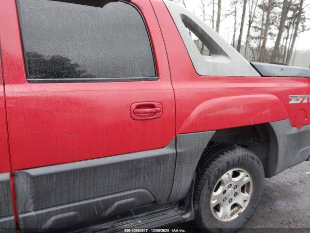 Chevrolet Avalanche 1500 Image 9