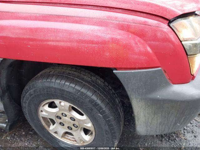 Chevrolet Avalanche 1500 Image 12