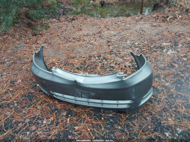 Toyota Camry Le Image 4