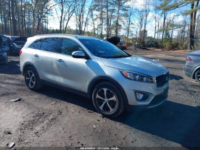  Salvage Kia Sorento