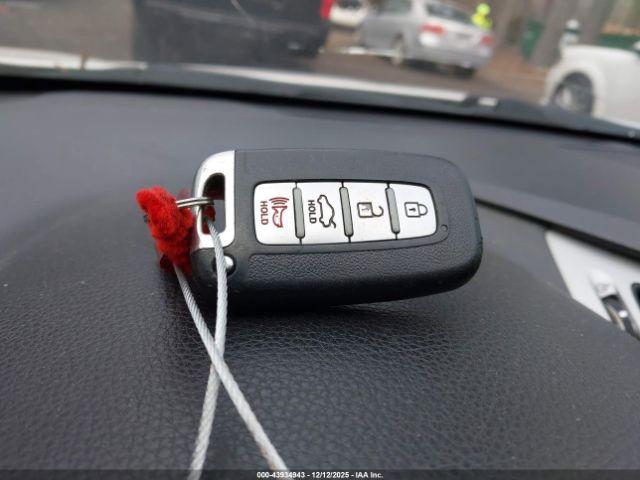 Hyundai Azera Image 6