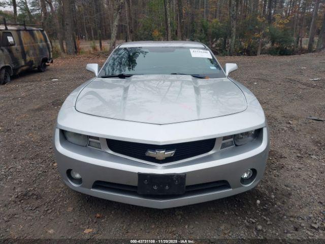 Chevrolet Camaro 1lt Image 12