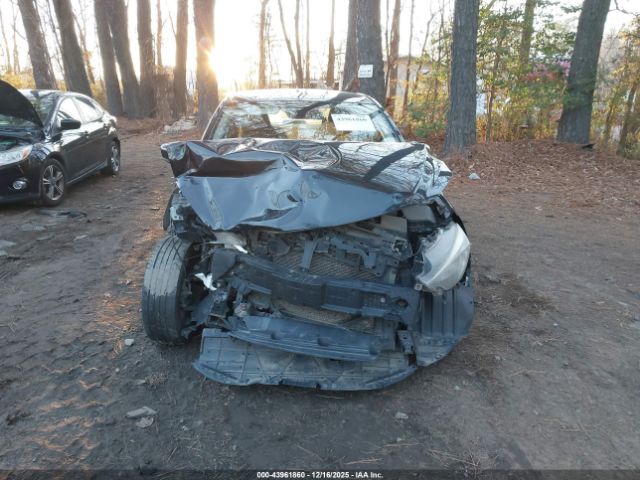 Toyota Yaris Le Image 3