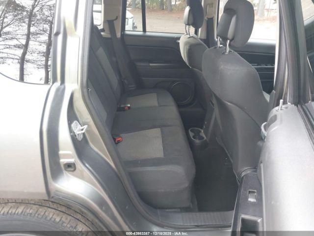 Jeep Compass Image 7