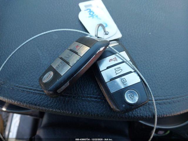 Kia Sorento Limited V6 Image 19