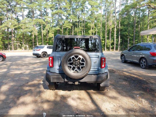 Ford Bronco Outer Banks Image 5