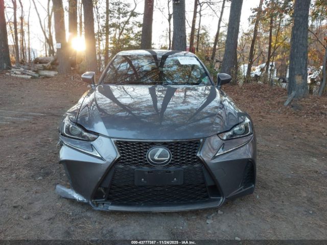Lexus Is Image 11