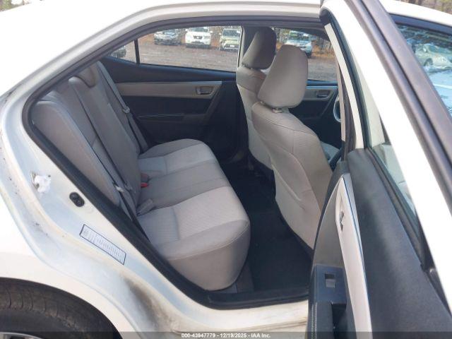 Toyota Corolla Le Image 16