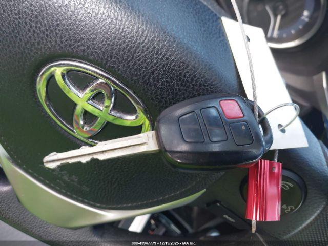 Toyota Corolla Le Image 14