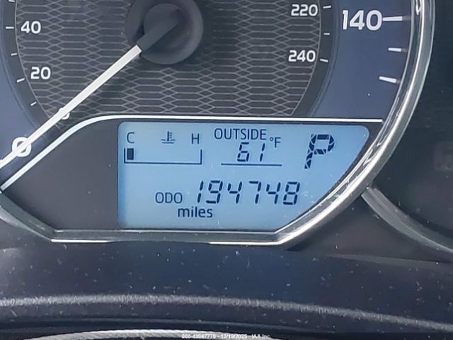 Toyota Corolla Le Image 6