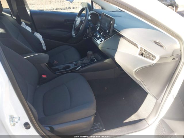 Toyota Corolla Le Image 17