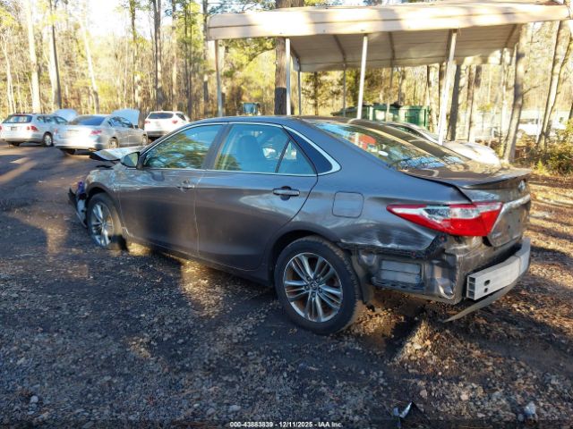 Toyota Camry Se Image 15