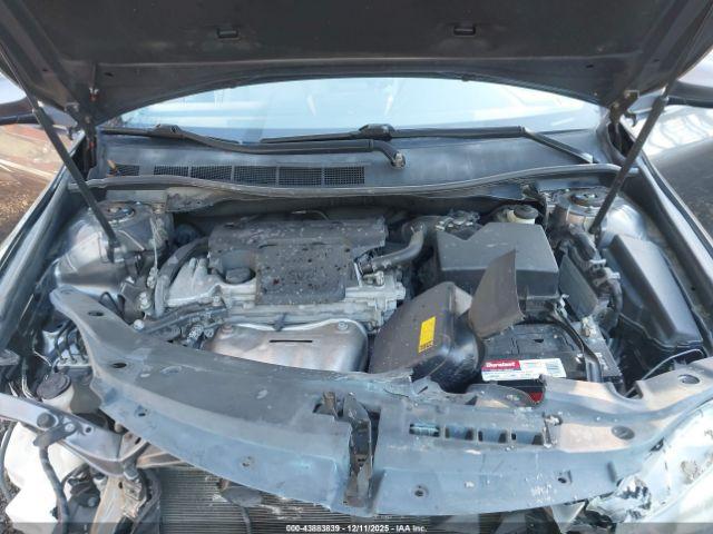 Toyota Camry Se Image 7