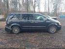 Chrysler Town & Country Touring-l Image 11