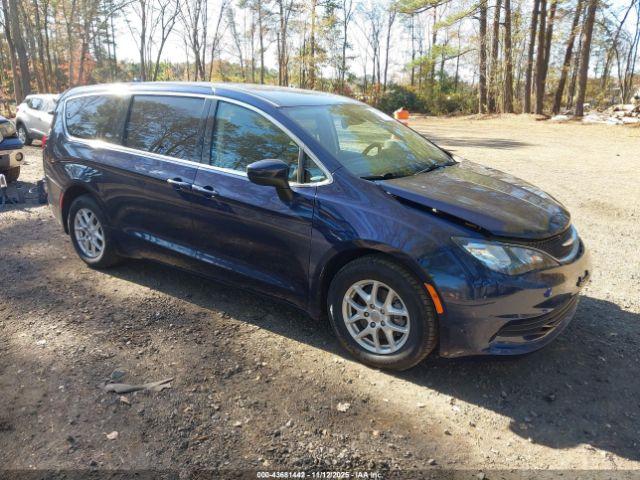  Salvage Chrysler Pacifica