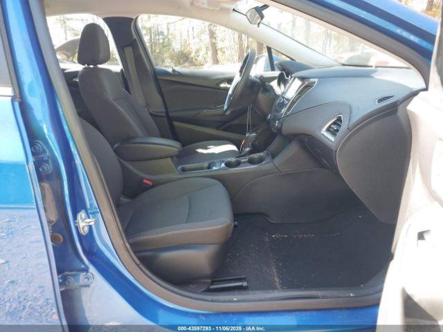 Chevrolet Cruze Lt Auto Image 11