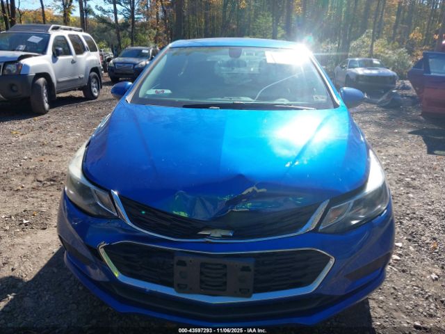 Chevrolet Cruze Lt Auto Image 2