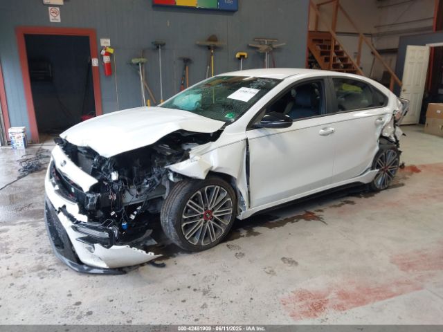 Kia Forte Gt Image 5