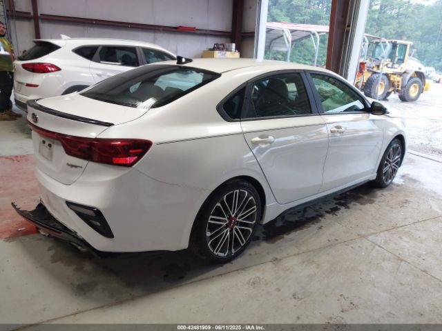 Kia Forte Gt Image 6