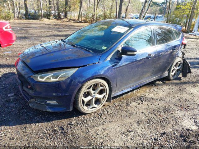 Ford Focus St Image 9