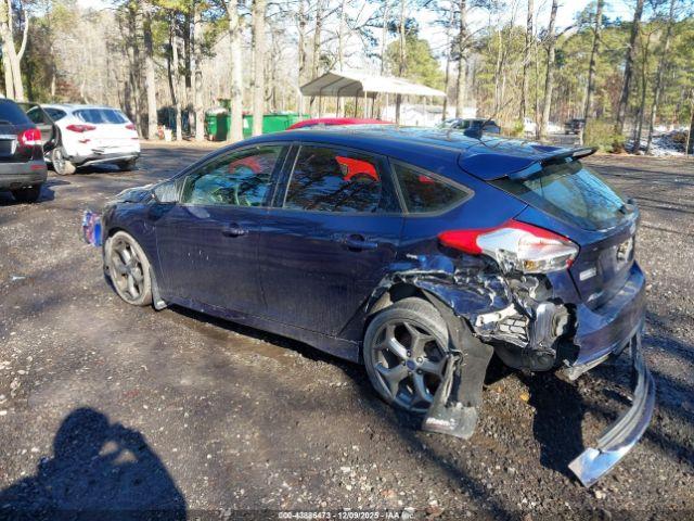 Ford Focus St Image 3