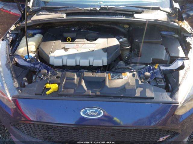 Ford Focus St Image 2