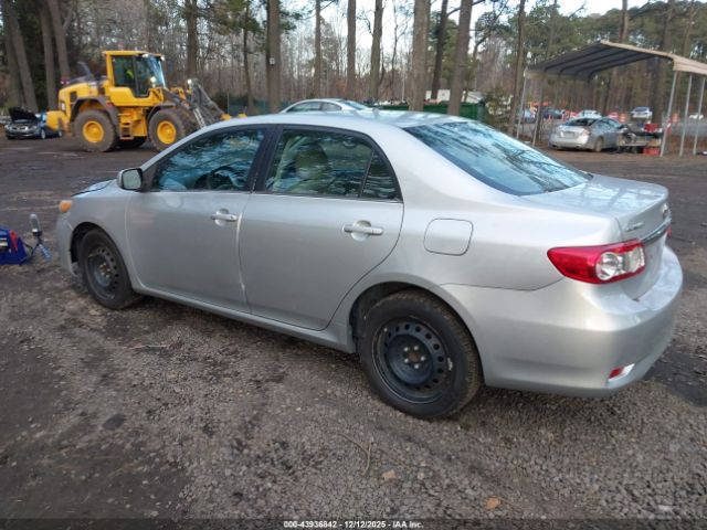 Toyota Corolla Le Image 10