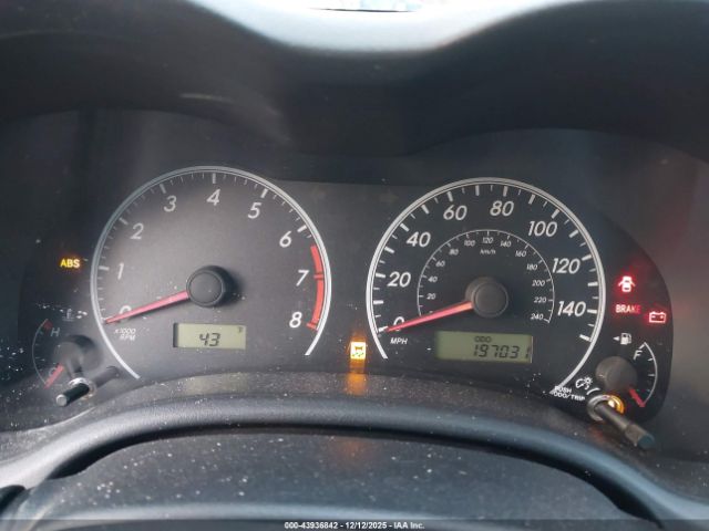 Toyota Corolla Le Image 9