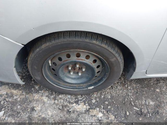 Toyota Corolla Le Image 3