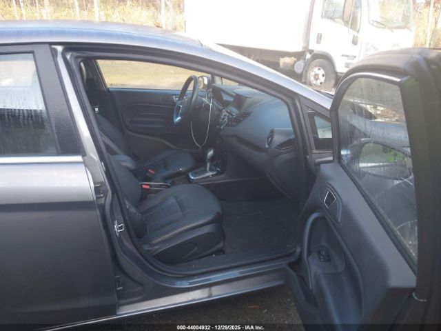 Ford Fiesta Titanium Image 2