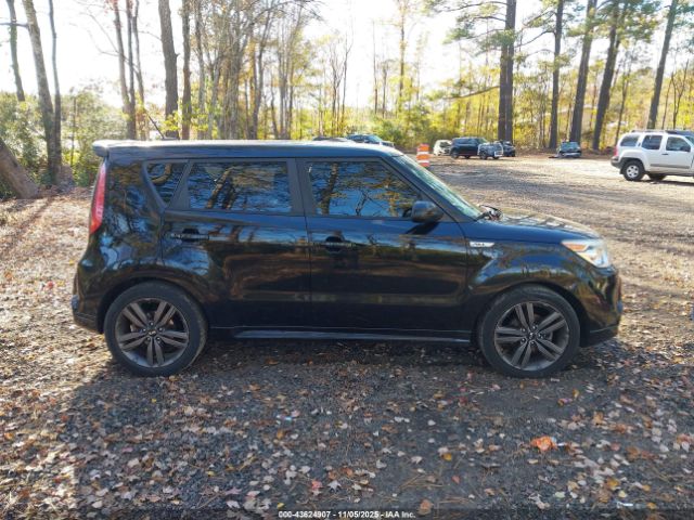 Kia Soul + Image 12