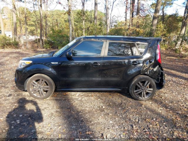 Kia Soul + Image 16