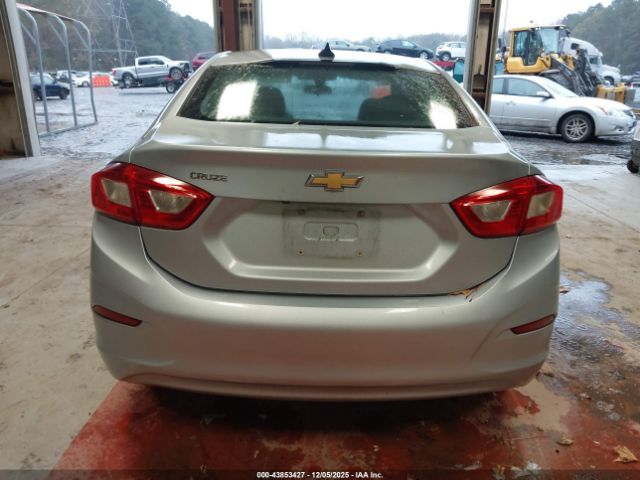 Chevrolet Cruze Ls Auto Image 4
