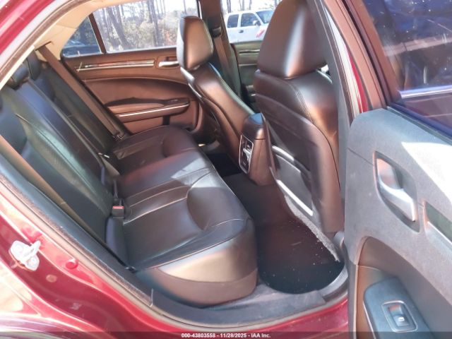 Chrysler 300 Limited Awd Image 8