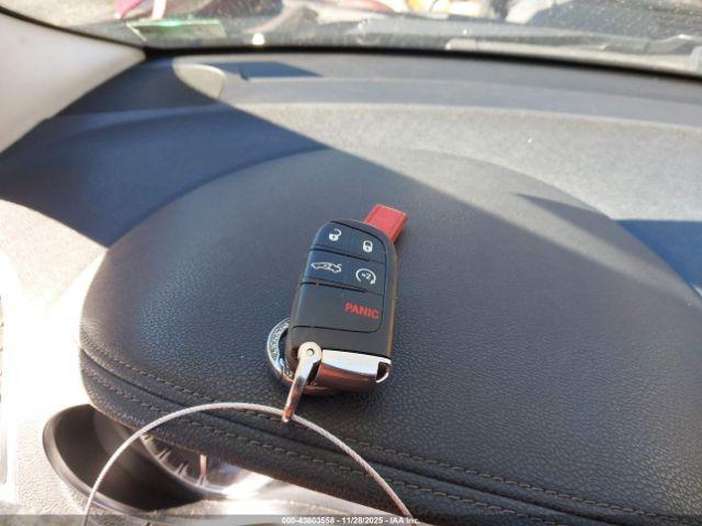 Chrysler 300 Limited Awd Image 15