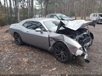 Salvage Dodge Challenger