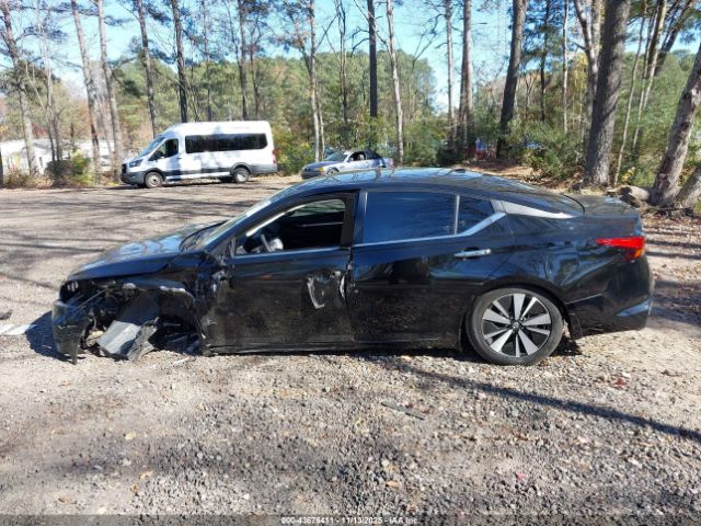 Nissan Altima Sv Fwd Image 15