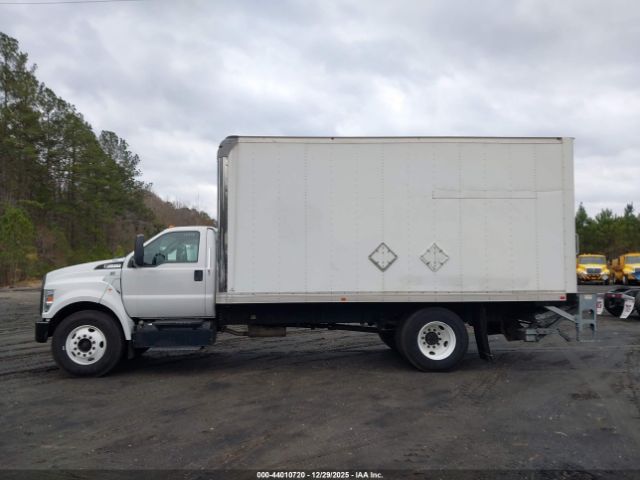 Ford F-650 Gas Image 6