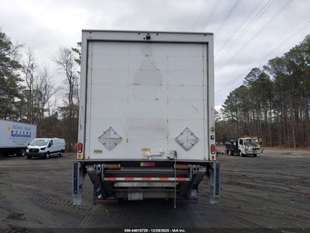 Ford F-650 Gas Image 7