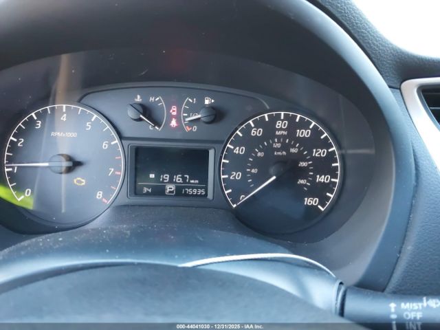 Nissan Sentra S Image 10