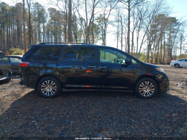 Toyota Sienna Xle 8 Passenger Image 19
