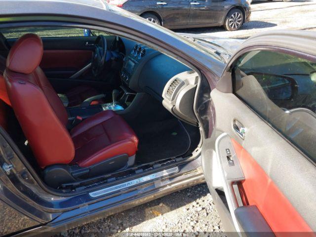 Nissan Altima 3.5 Sr Image 10