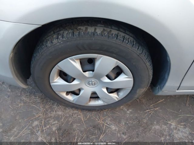 Toyota Camry Image 11