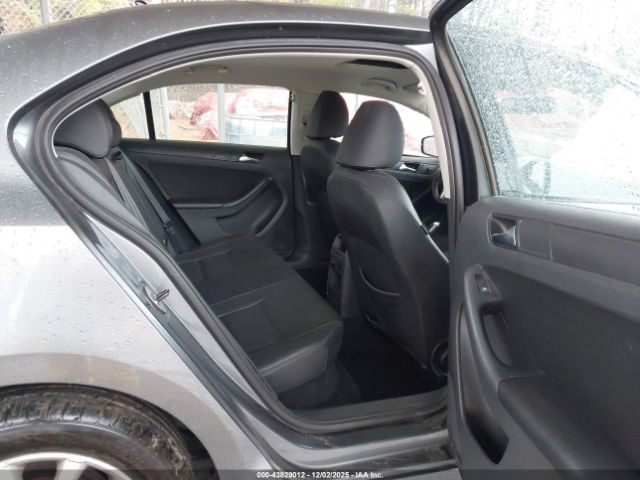 Volkswagen Jetta 2.5l Se Image 6