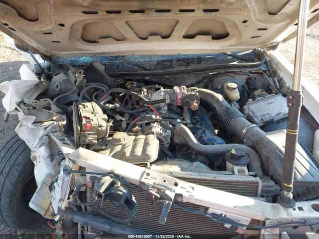 Ford Crown Victoria Image 5