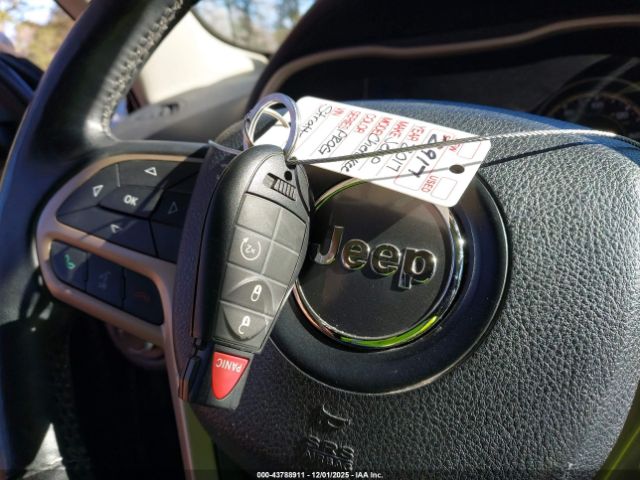 Jeep Cherokee Altitude Fwd Image 9