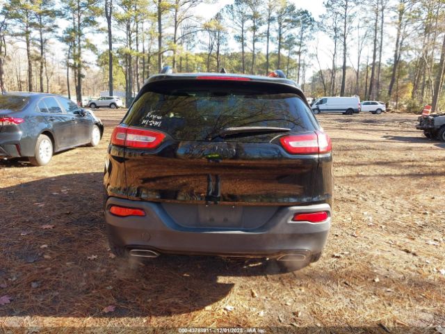 Jeep Cherokee Altitude Fwd Image 14